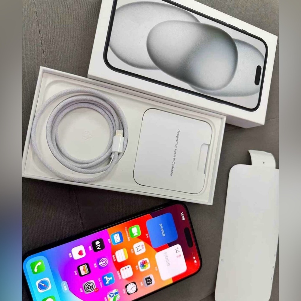 iPhone 16s